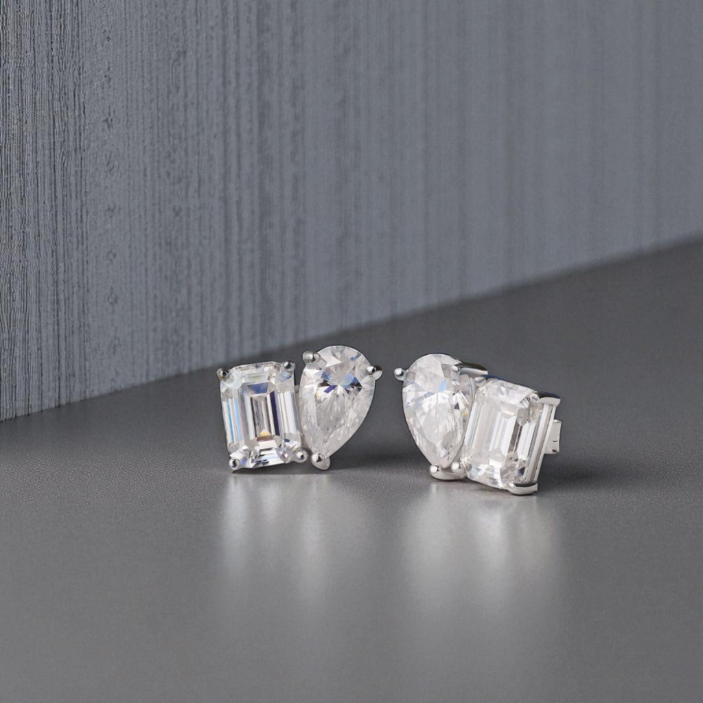 Aretes Gota-Cuadro con Diamantes Moissanita VVS1 925 Plata con Oro.