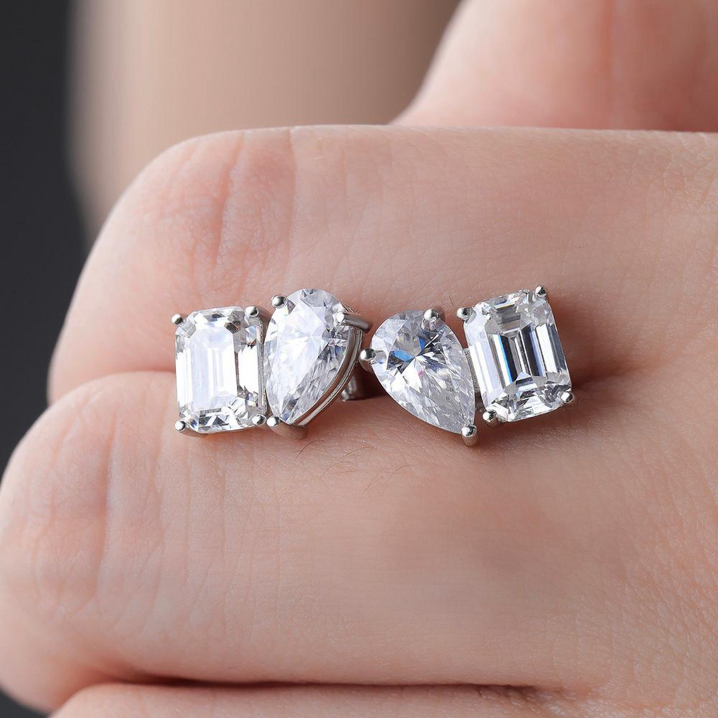 Aretes Gota-Cuadro con Diamantes Moissanita VVS1 925 Plata con Oro.